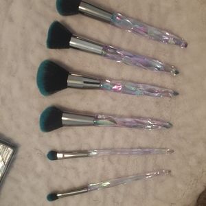 Unicorn crystal face brushes